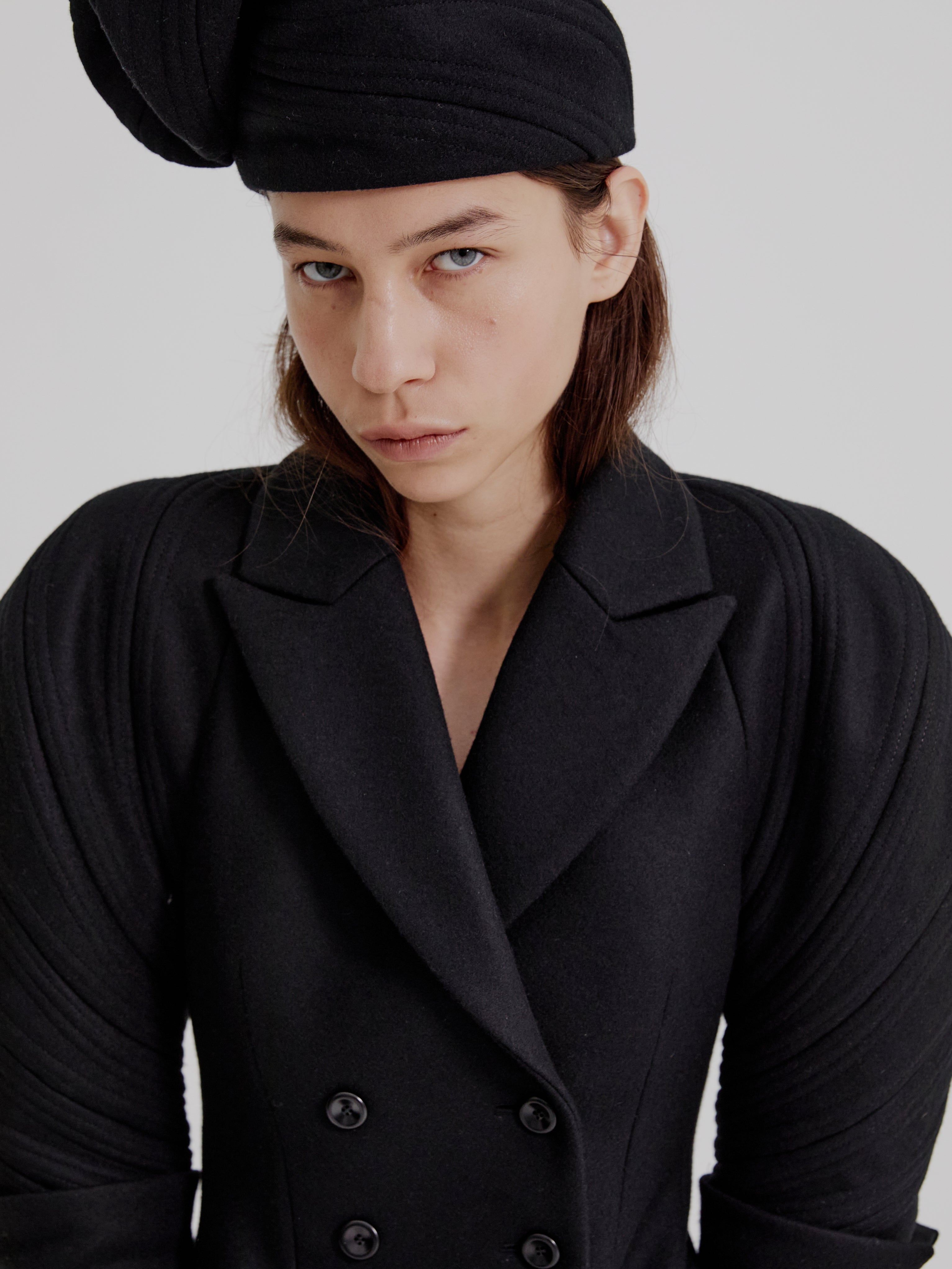 Kinetic sculpted sleeve bloomer jacket