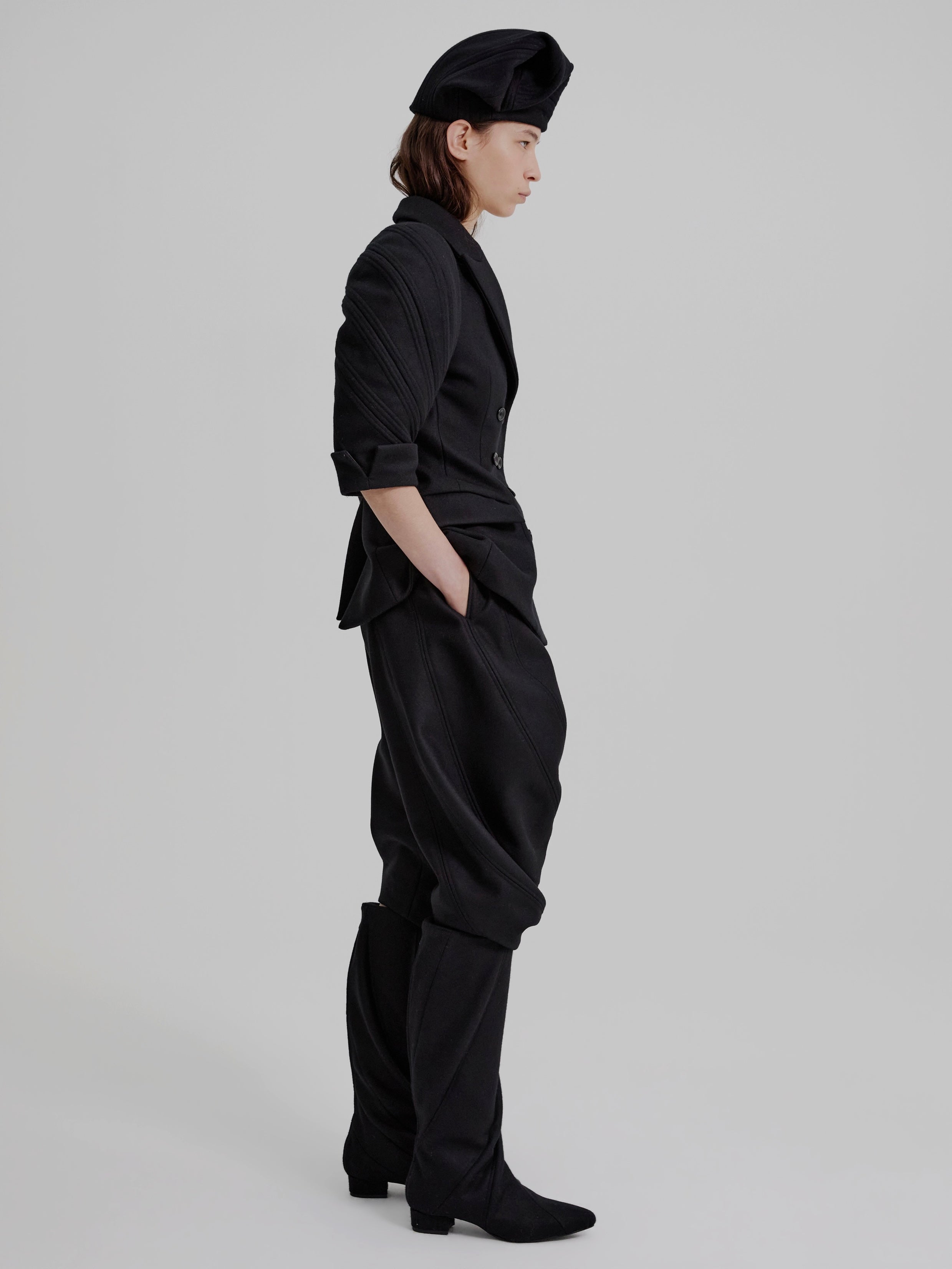 Kinetic sculpted sleeve bloomer jacket