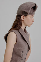Kinetic sculptural hat