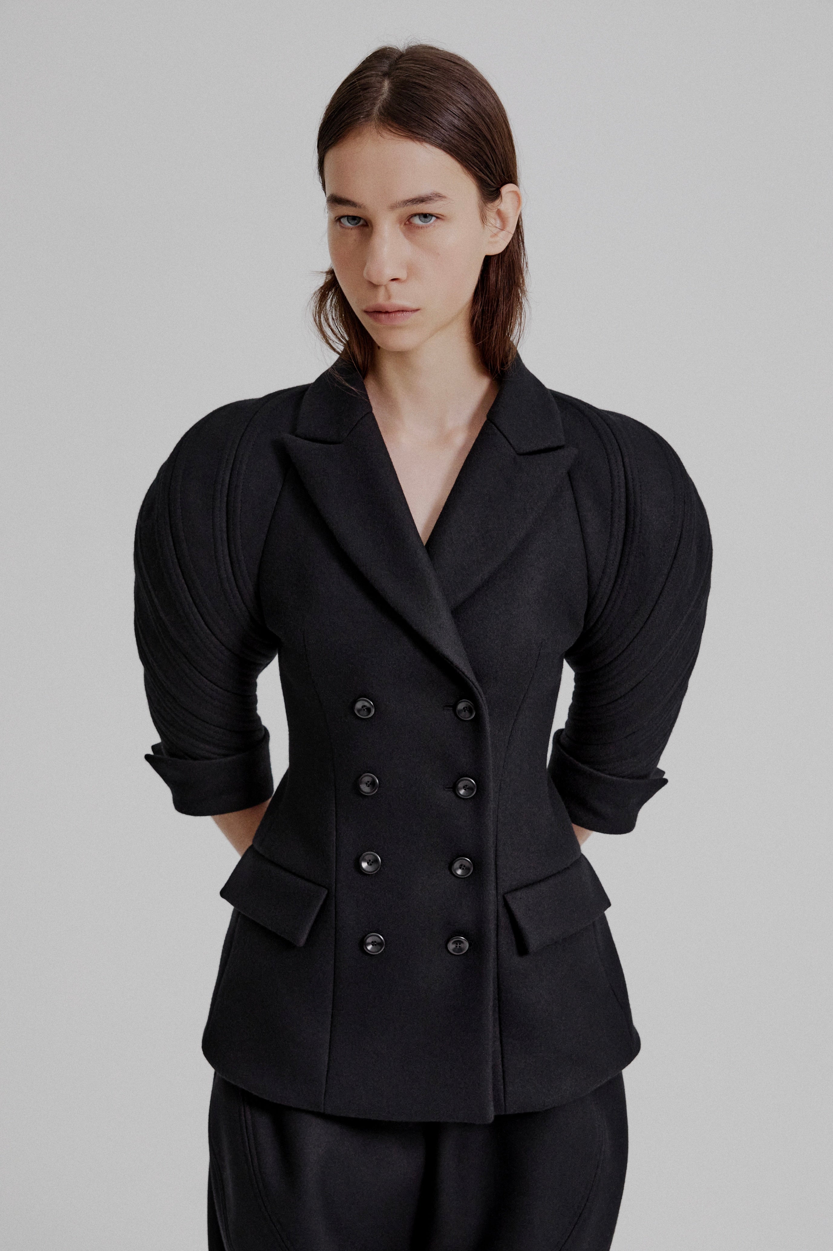 Kinetic sculpted sleeve bloomer jacket