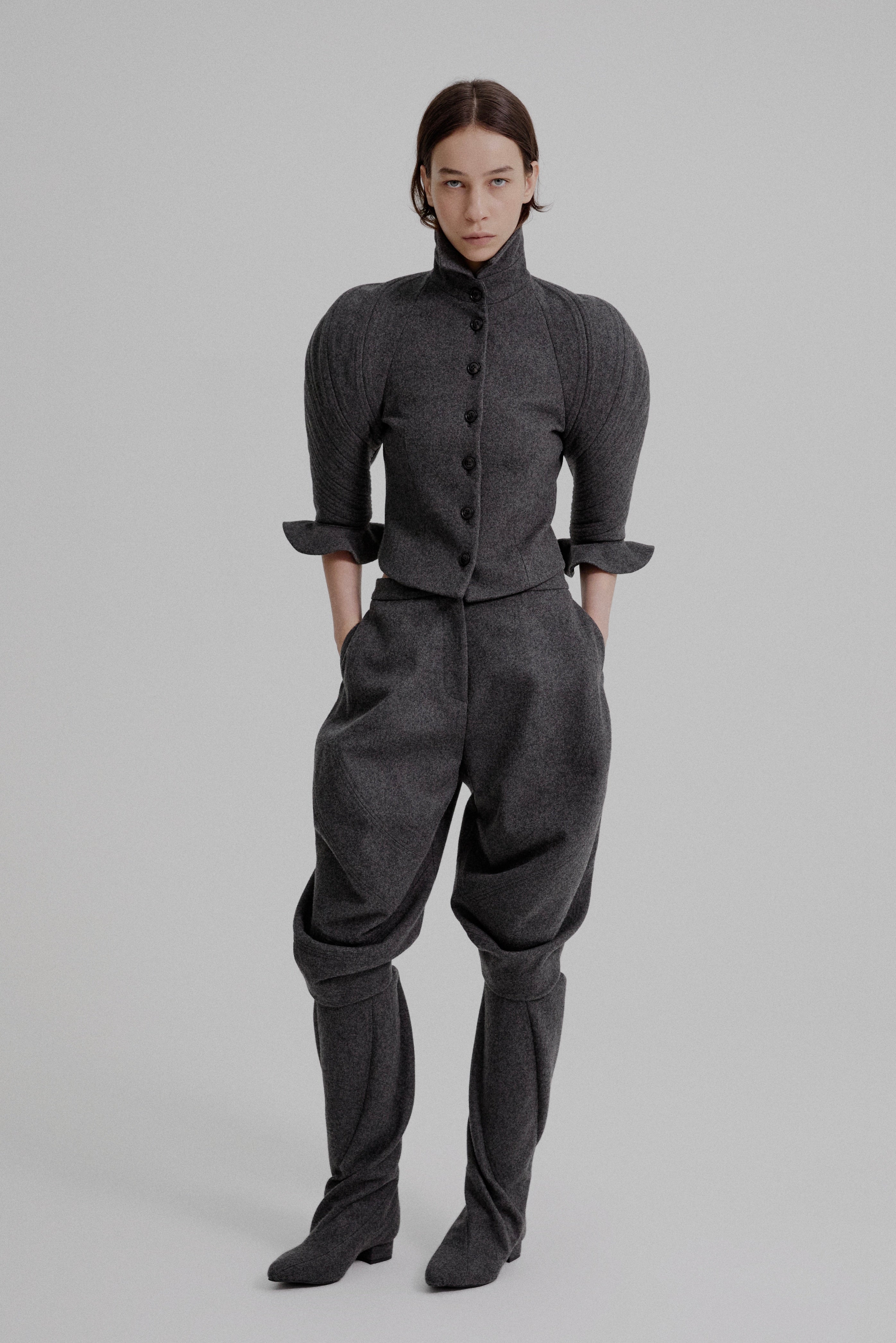 Kinetic sculpted sleeve bloomer jacket