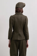 Fitted bicycle jacket