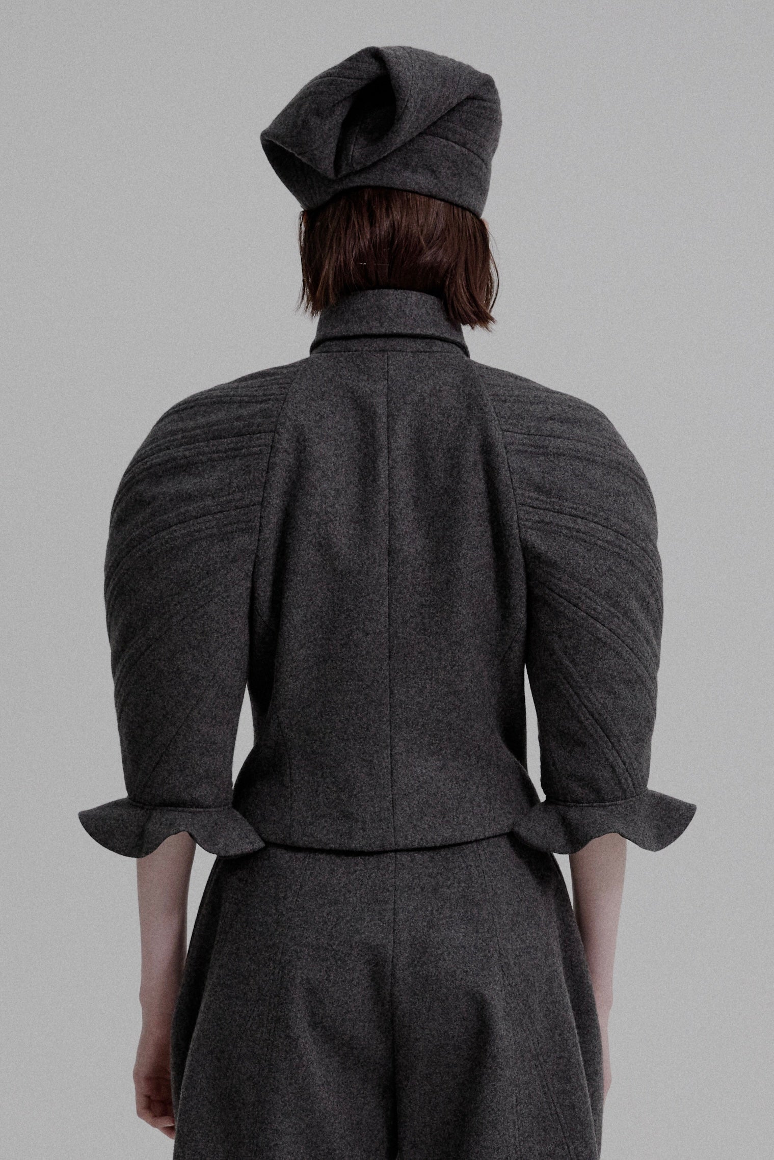 Kinetic sculpted sleeve bloomer jacket