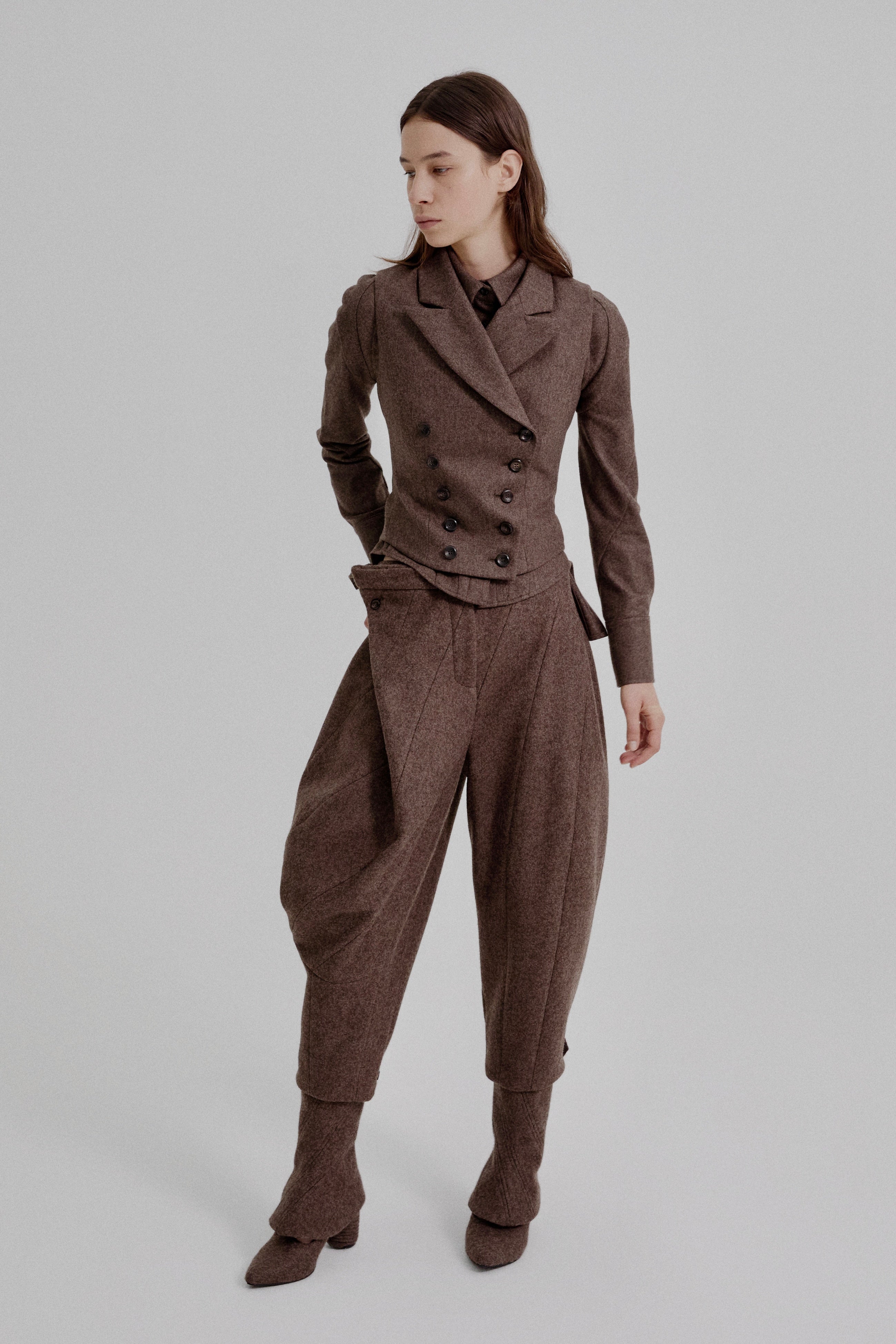 Asymmetric bustle draped bloomer trousers