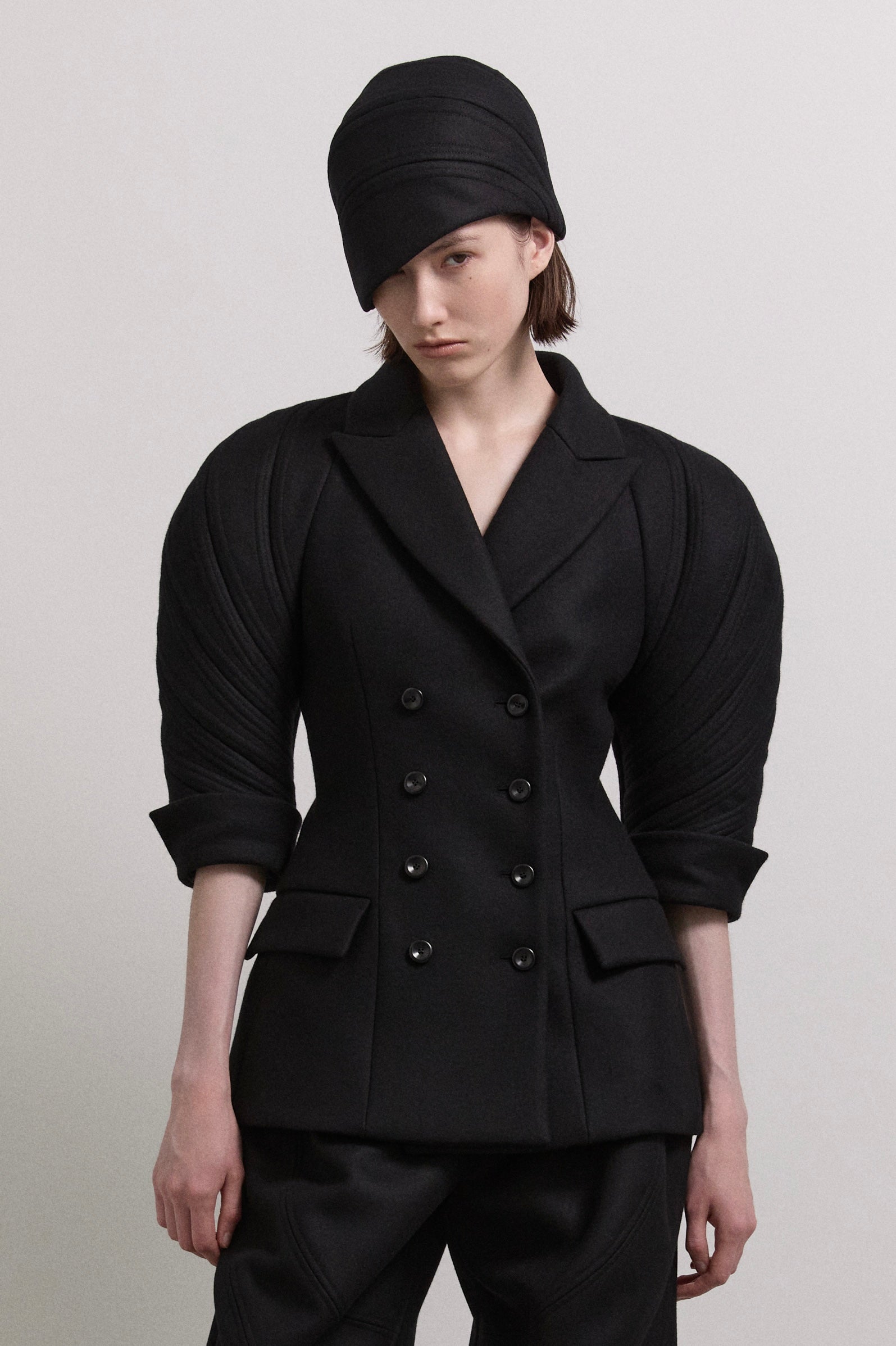 Kinetic line hat