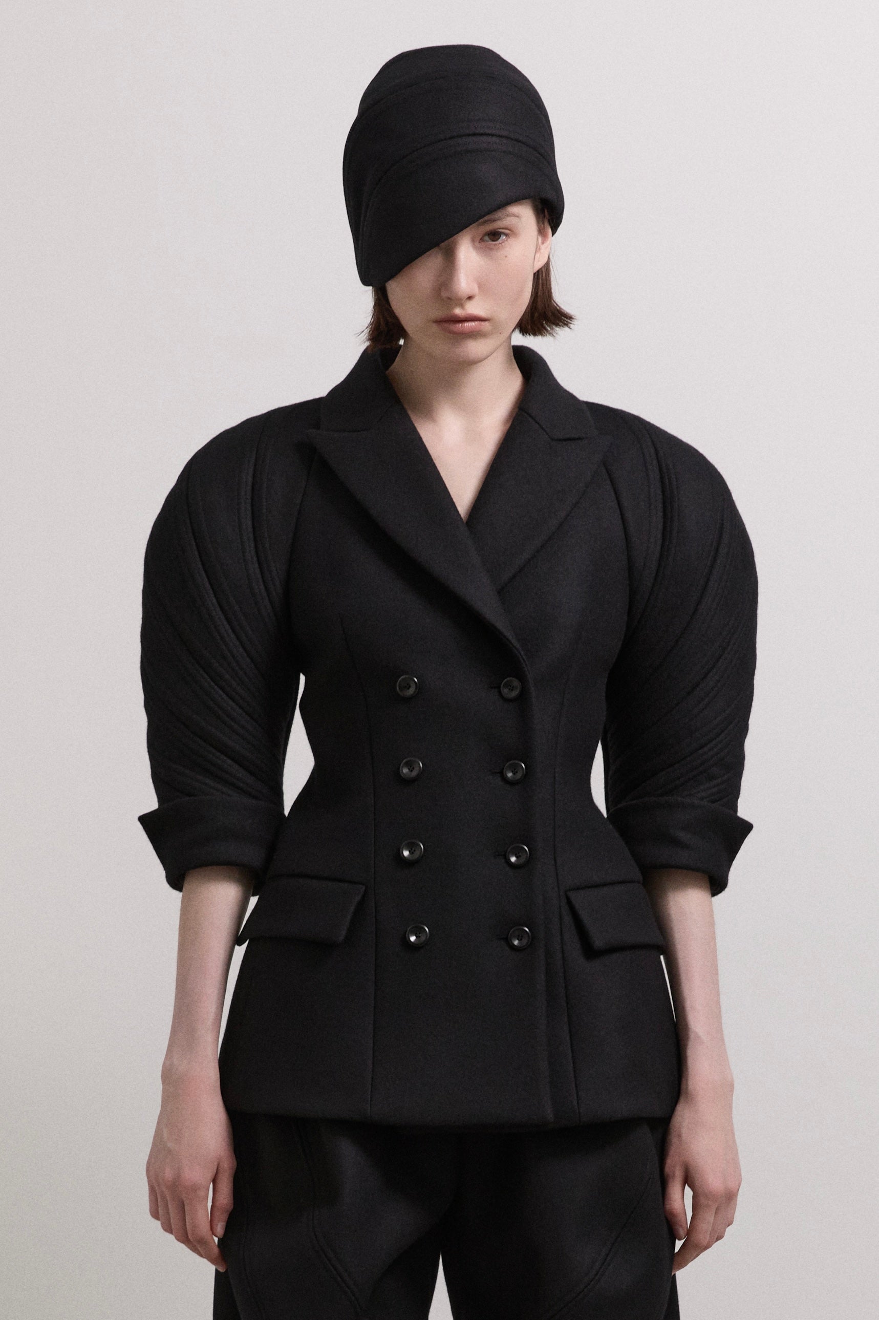 Kinetic line hat