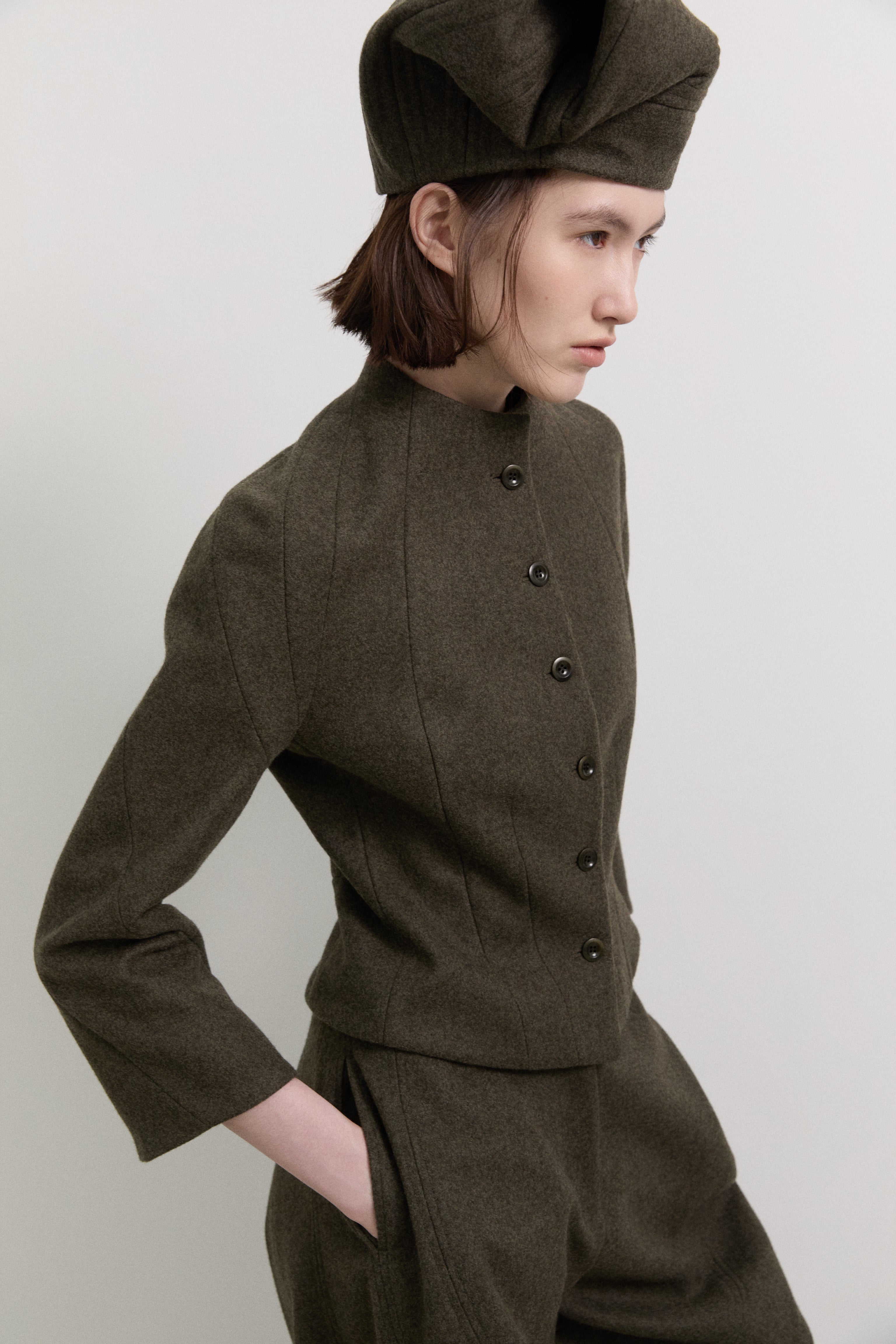 Fitted kinetic line bicycle jacket