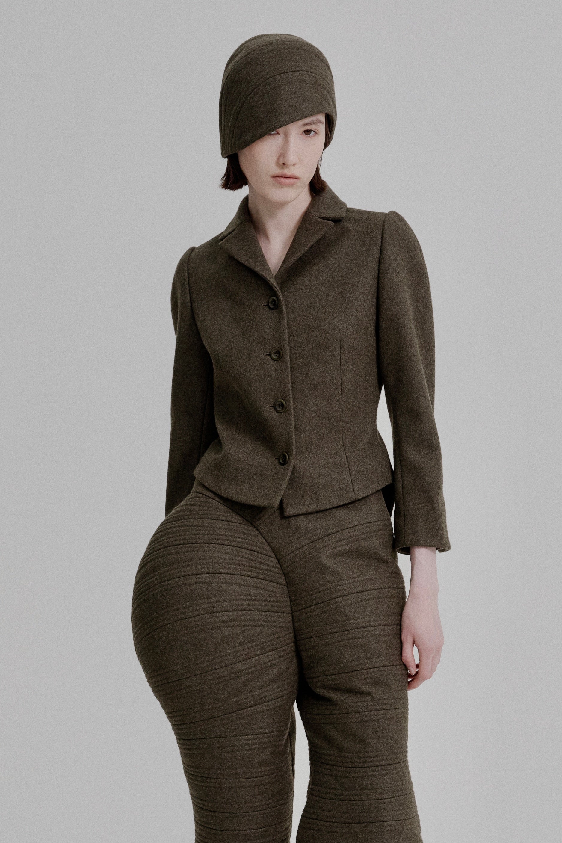 Fitted bicycle jacket